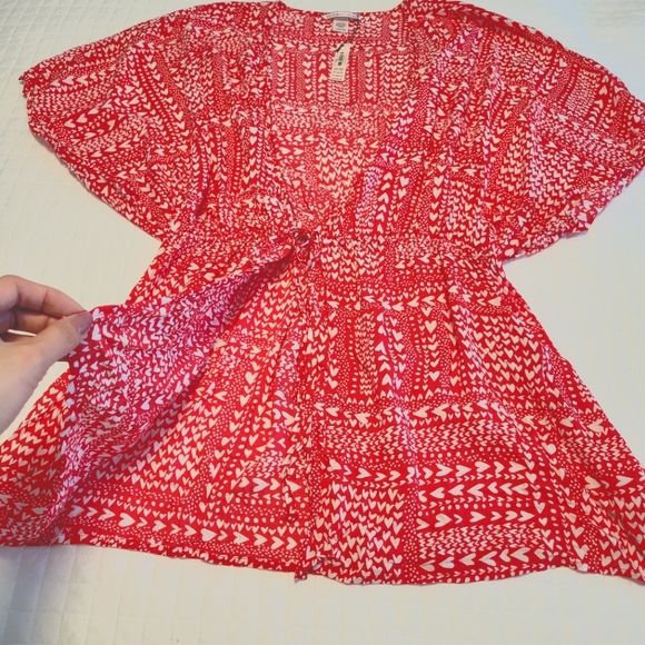 Victori's Secret Kimono Cover Up - Picture 7 of 8